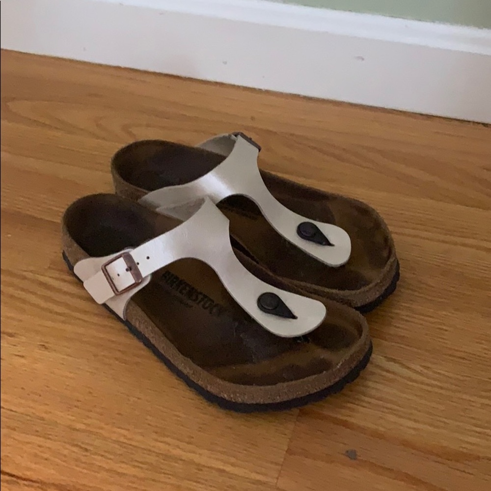 Sandal